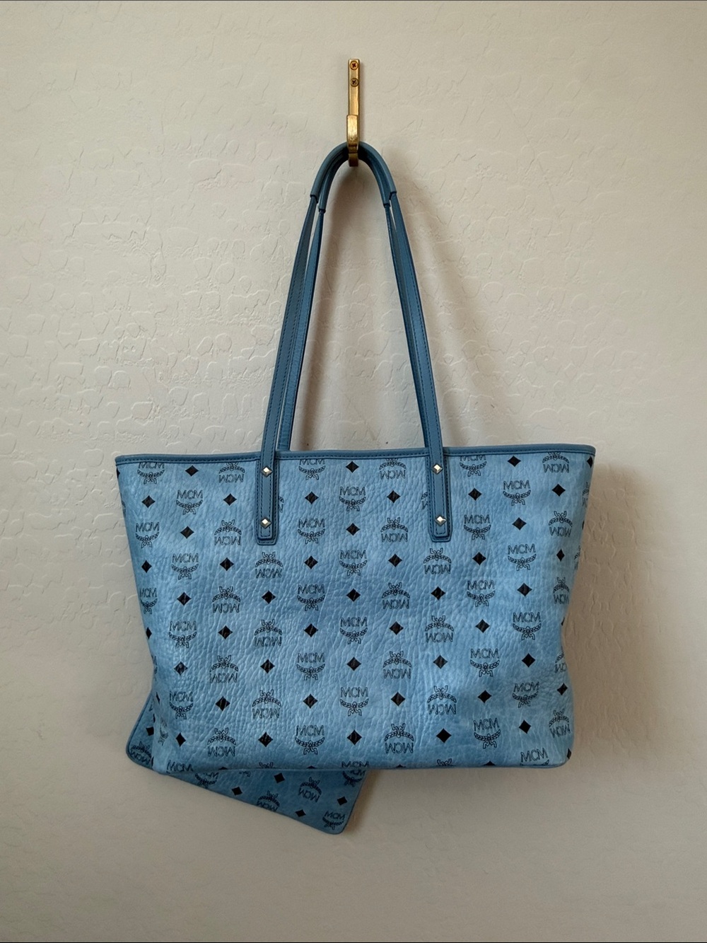 MCM Visetos Shopper Tote with Pouch Denim Blue - Picture 5 of 8